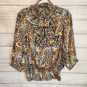 Violet & Claire Ruffles Victorian Y2K large animal print sleeveless blouse